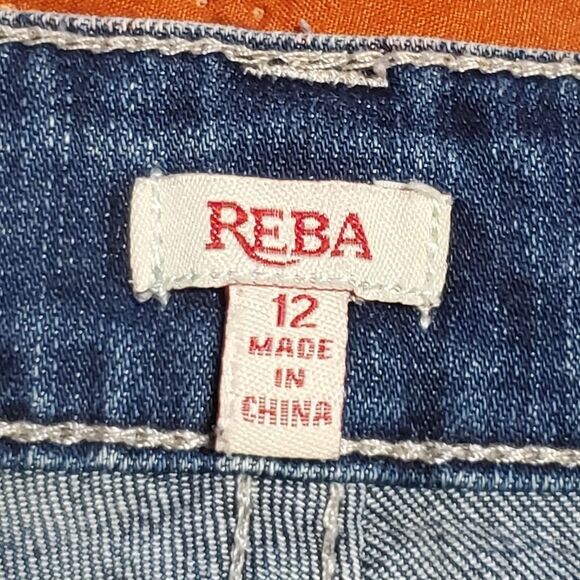 Reba - Embellished Cropped Jean - Size 12 - Picture 4 of 6